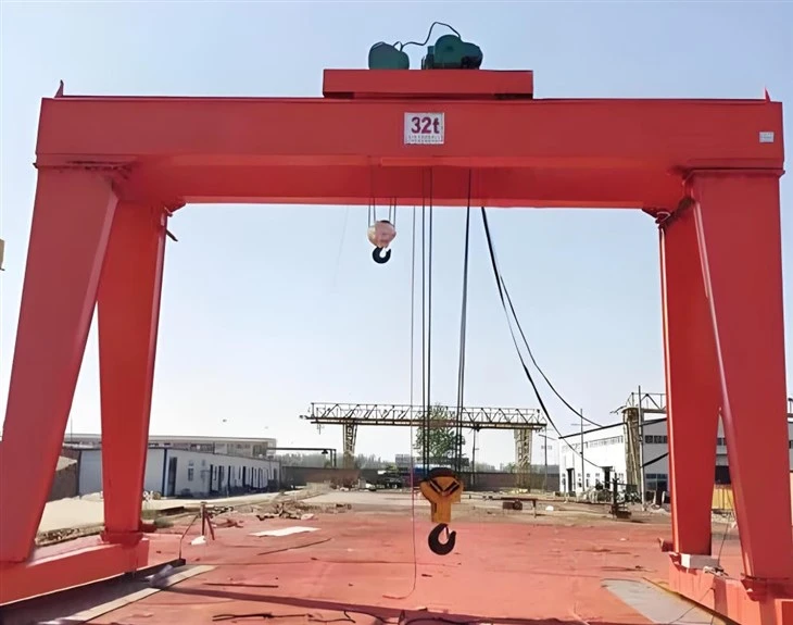 100T Loading Capacity Double Beam Gantry Crane Winch Lifting Double Girder Crane Construction factory