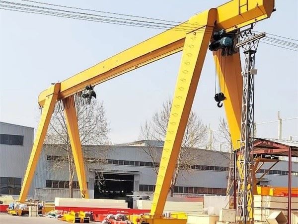gantry crane with chain hoist(5)